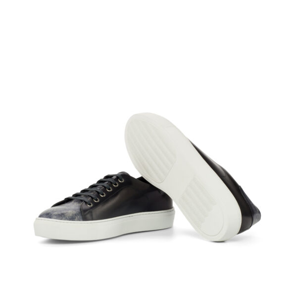Trainer - Image 2