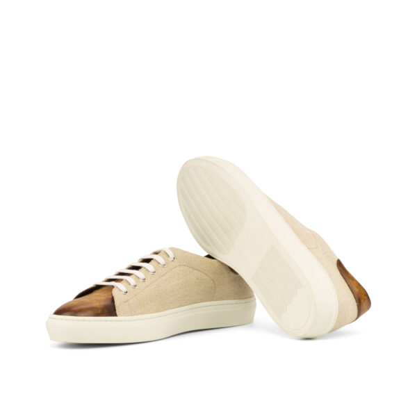 Trainer - Image 2